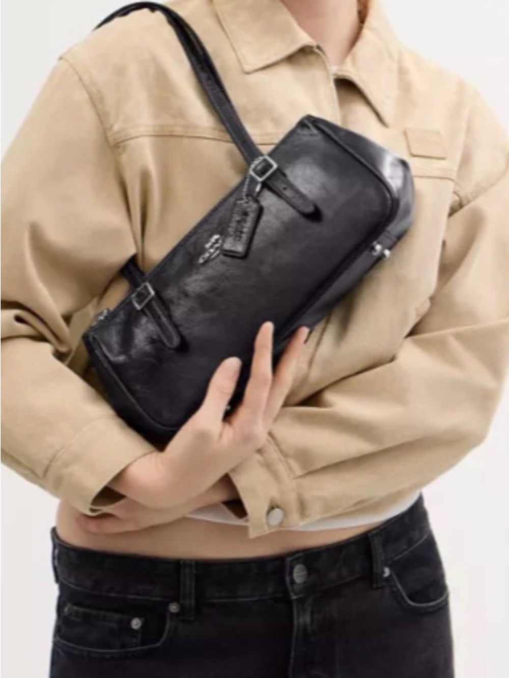 Coach Olive Leather Asher Shoulder Bag with Gold Hardware - Picture 4 of 4